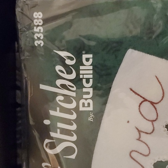 Vtg Bucilla Gallery of Stitches Felt Appliqué Stocking Kit Santa & Snowman 33588 - Picture 2 of 4